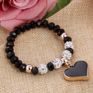 Brand New Beautiful Bead Bracelet With Heart 💕